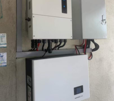 6.144kWh Lithium Battery System: One LFP.6144.W Unit with SRNE Inverter