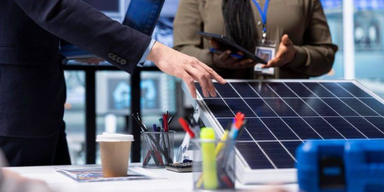 Why Businesses Should Go Solar Before Year-End to Maximize Energy Savings