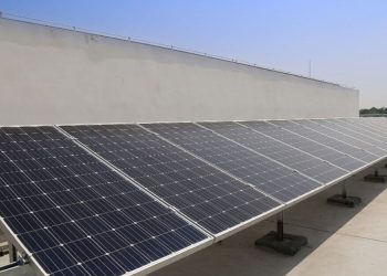 Why Roof-Mounted Solar Panels Are Ideal for Cost-Efficient Solar Systems for Companies