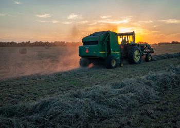 Farms can automatically dispatch solar, storage and other grid support with new Yield Energy system