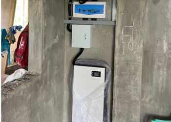 14.33kWh lifepo battery System: One LFP.1433.F Unit with Deye Inverter