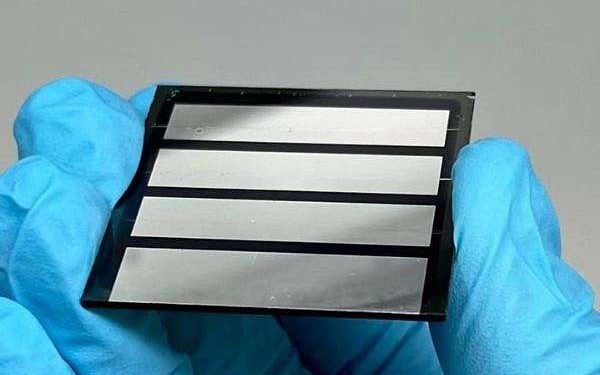 Engineered ligands deliver durable high efficiency perovskite solar cells