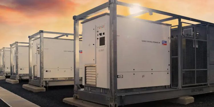 SMA and CEP collaborate on medium-voltage power stations for utility solar