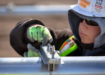 Solar layoffs and closures run rampant in Trump’s first year back