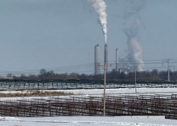 Solar + storage project comes online in shadow of Indiana coal-fired plant