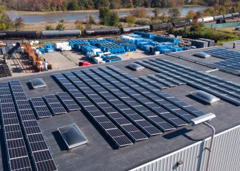 Aggreko finishes solar projects on two US service centers