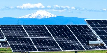 Avangrid powers on 269 MW of new solar in Oregon