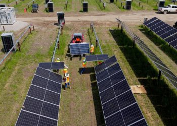 Closed Illinois coal mine now home to 186-MW solar system
