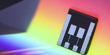 Golden bridge tunnel junction design boosts all perovskite tandem solar cell efficiency