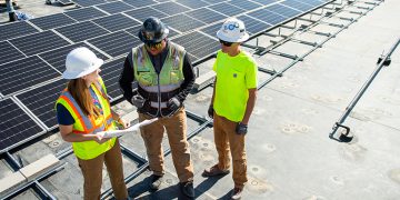 Republican lawmakers propose bill to preserve commercial solar tax credits