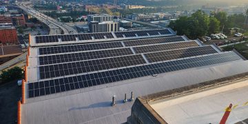Pittsburgh energy business incubator ‘flips the switch’ on 291-kW solar project