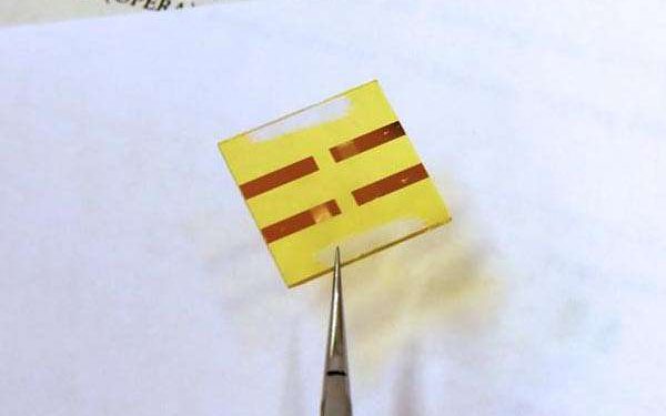 Perovskite Diode Sets Records as Both a Solar Cell and an LED