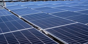 Advanced Green Technologies installs 2.2-MW solar project on Orlando convention center
