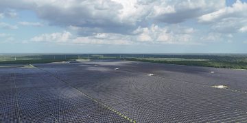 Parliament Energy signs 1.2-GW tracker supply agreement with Ideematec