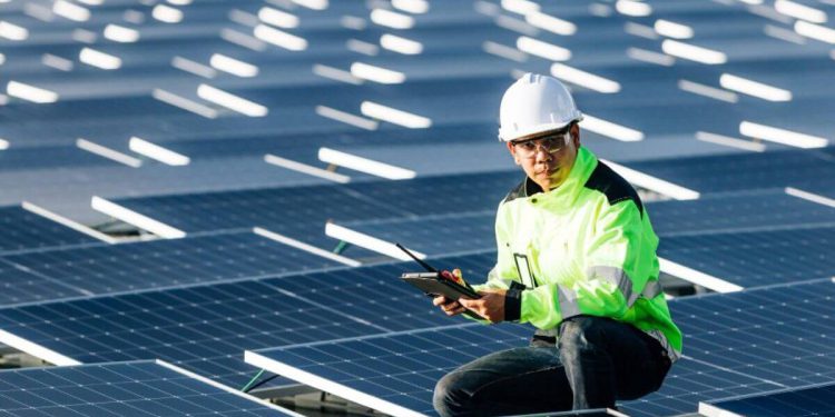 How Solar Power Boosts Energy Independence Through Efficient Conversion