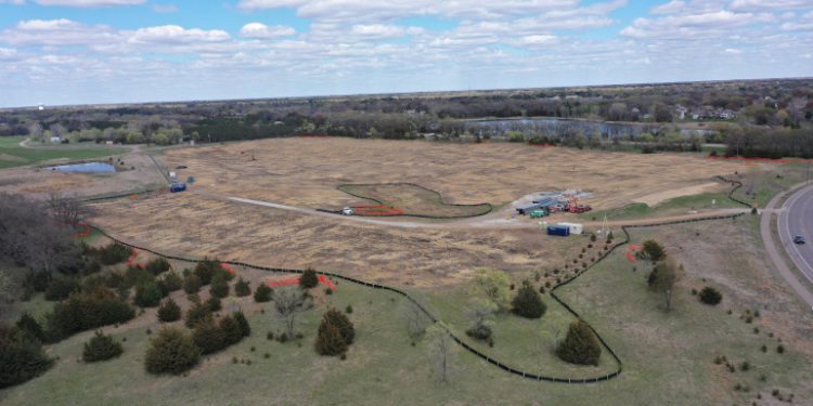 5-MW solar project on closed Minnesota landfill now complete