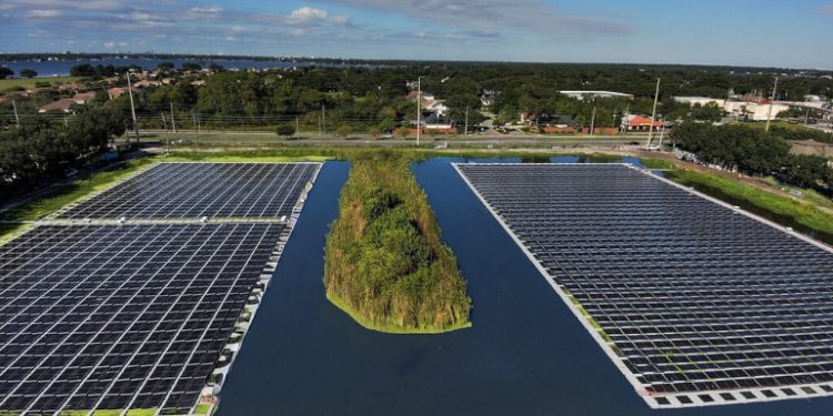 Florida DOT leases potentially all its stormwater ponds for floating solar development