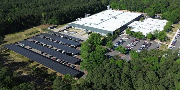 Siemens plant goes carbon neutral with solar microgrid