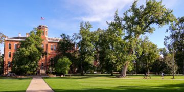 1-MW solar project comes online at CU Boulder