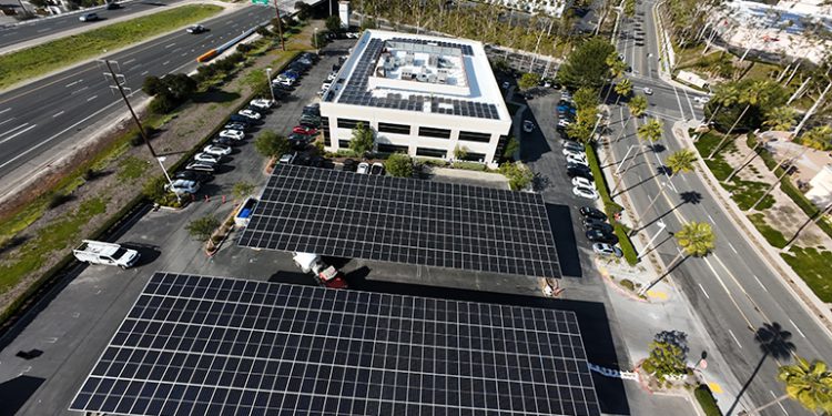 WattHub develops solar rooftop and carport project for California medical association