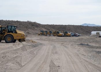 Tesla signs PPA for large solar + storage project in Arizona
