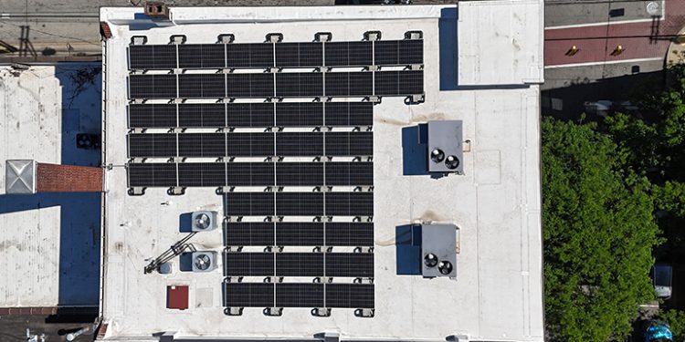 Pittsburgh neighborhood organization taps local talent for rooftop solar project
